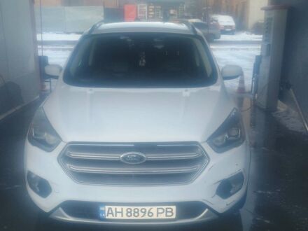 Білий Форд Ескейп, об'ємом двигуна 1.5 л та пробігом 127 тис. км за 11300 $, фото 1 на Automoto.ua