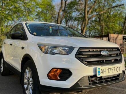 Форд Эскейп 2017 в Одессе на Automoto.ua Белый Форд Эскейп, объемом двигателя 2.5 л и пробегом 111 тыс. км за 13500 $, фото 1 на Automoto.ua