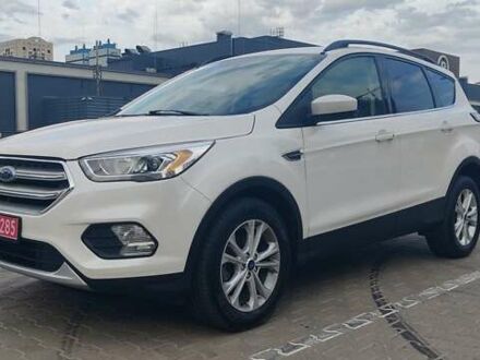 Форд Эскейп 2017 в Киеве на Automoto.ua Белый Форд Эскейп, объемом двигателя 1.5 л и пробегом 90 тыс. км за 13700 $, фото 1 на Automoto.ua