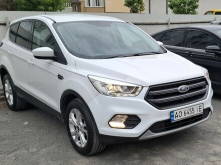 Белый Форд Эскейп, объемом двигателя 1.5 л и пробегом 119 тыс. км за 11000 $, фото 1 на Automoto.ua