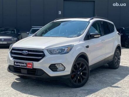 Форд Эскейп 2017 в Львове на Automoto.ua Белый Форд Эскейп, объемом двигателя 1.5 л и пробегом 98 тыс. км за 18990 $, фото 1 на Automoto.ua