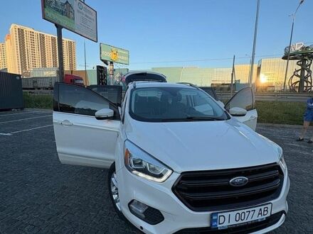 Білий Форд Ескейп, об'ємом двигуна 1.99 л та пробігом 108 тис. км за 13200 $, фото 1 на Automoto.ua