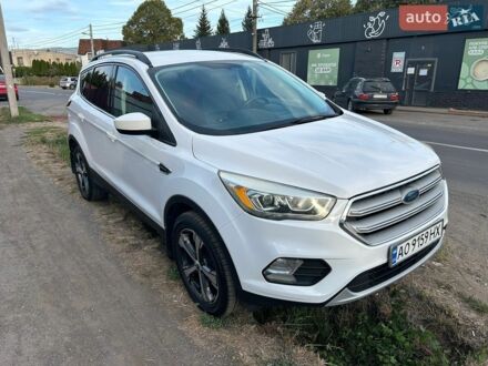 Білий Форд Ескейп, об'ємом двигуна 1.5 л та пробігом 130 тис. км за 15000 $, фото 1 на Automoto.ua