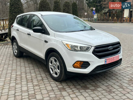 Форд Эскейп 2017 в Трускавце на Automoto.ua Белый Форд Эскейп, объемом двигателя 2.5 л и пробегом 139 тыс. км за 11999 $, фото 1 на Automoto.ua