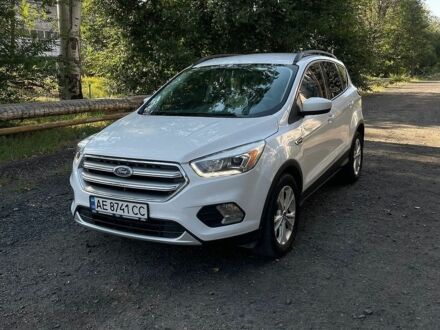 Білий Форд Ескейп, об'ємом двигуна 1.5 л та пробігом 139 тис. км за 8800 $, фото 1 на Automoto.ua