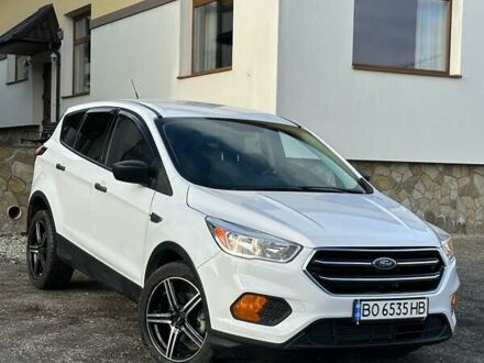 Белый Форд Эскейп, объемом двигателя 2.5 л и пробегом 100 тыс. км за 12750 $, фото 1 на Automoto.ua