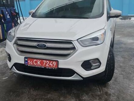 Белый Форд Эскейп, объемом двигателя 0 л и пробегом 82 тыс. км за 15500 $, фото 1 на Automoto.ua
