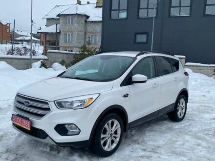 Білий Форд Ескейп, об'ємом двигуна 1.5 л та пробігом 241 тис. км за 10499 $, фото 1 на Automoto.ua