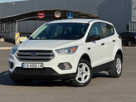 Форд Эскейп 2018 в Киеве на Automoto.ua Белый Форд Эскейп, объемом двигателя 2.5 л и пробегом 50 тыс. км за 333 $, фото 1 на Automoto.ua