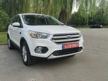 Форд Эскейп 2019 в Киеве на Automoto.ua Белый Форд Эскейп, объемом двигателя 0 л и пробегом 70 тыс. км за 14217 $, фото 1 на Automoto.ua