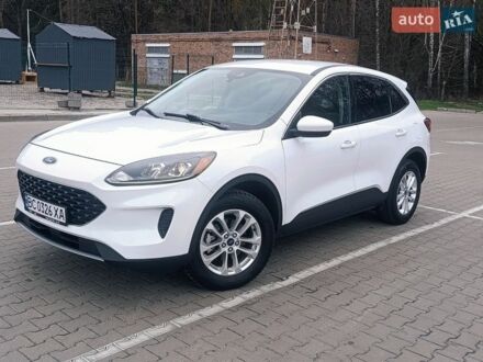 Білий Форд Ескейп, об'ємом двигуна 1.5 л та пробігом 133 тис. км за 14999 $, фото 1 на Automoto.ua