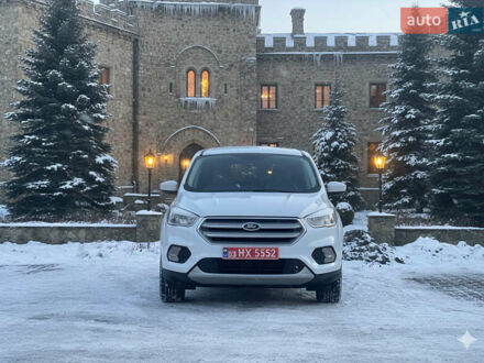 Білий Форд Ескейп, об'ємом двигуна 1.5 л та пробігом 335 тис. км за 8700 $, фото 1 на Automoto.ua