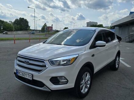 Форд Эскейп 2019 в Львове на Automoto.ua Белый Форд Эскейп, объемом двигателя 1.5 л и пробегом 82 тыс. км за 15000 $, фото 1 на Automoto.ua