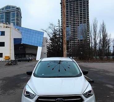 Форд Ескейп 2019 у Дніпро (Дніпропетровську) на Automoto.ua Білий Форд Ескейп, об'ємом двигуна 2.5 л та пробігом 119 тис. км за 12800 $, фото 1 на Automoto.ua