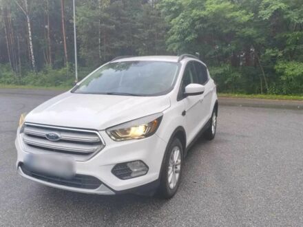 Білий Форд Ескейп, об'ємом двигуна 2 л та пробігом 102 тис. км за 8100 $, фото 1 на Automoto.ua