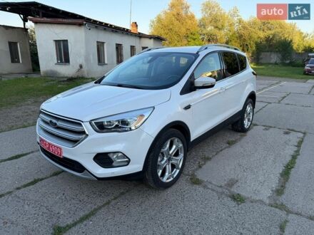 Белый Форд Эскейп, объемом двигателя 2 л и пробегом 100 тыс. км за 14700 $, фото 1 на Automoto.ua