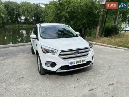 Форд Эскейп 2019 в Шепетовке на Automoto.ua Белый Форд Эскейп, объемом двигателя 1.5 л и пробегом 25 тыс. км за 16700 $, фото 1 на Automoto.ua