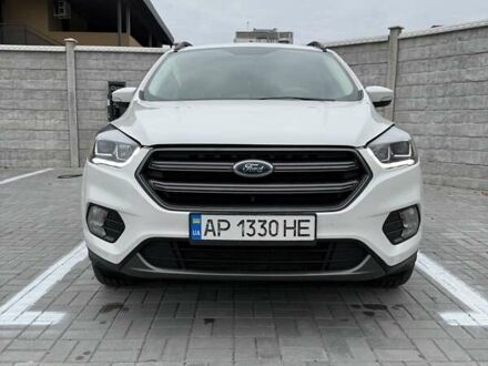 Білий Форд Ескейп, об'ємом двигуна 2 л та пробігом 125 тис. км за 17300 $, фото 1 на Automoto.ua