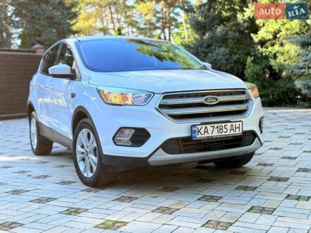 Білий Форд Ескейп, об'ємом двигуна 2 л та пробігом 148 тис. км за 12900 $, фото 1 на Automoto.ua