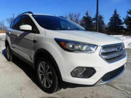 Белый Форд Эскейп, объемом двигателя 1.5 л и пробегом 88 тыс. км за 3500 $, фото 1 на Automoto.ua