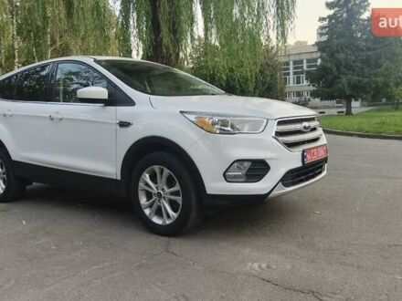Білий Форд Ескейп, об'ємом двигуна 1.5 л та пробігом 70 тис. км за 14500 $, фото 1 на Automoto.ua