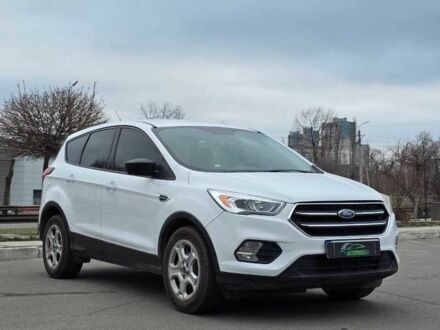Белый Форд Эскейп, объемом двигателя 2.5 л и пробегом 135 тыс. км за 13250 $, фото 1 на Automoto.ua