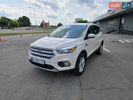 Форд Эскейп 2019 в Львове на Automoto.ua Белый Форд Эскейп, объемом двигателя 1.5 л и пробегом 83 тыс. км за 14750 $, фото 1 на Automoto.ua