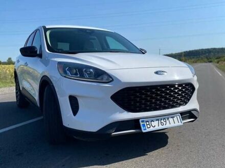 Форд Ескейп 2019 у Львові на Automoto.ua Білий Форд Ескейп, об'ємом двигуна 2.49 л та пробігом 61 тис. км за 19500 $, фото 1 на Automoto.ua