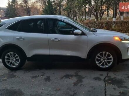 Білий Форд Ескейп, об'ємом двигуна 1.5 л та пробігом 90 тис. км за 17900 $, фото 1 на Automoto.ua