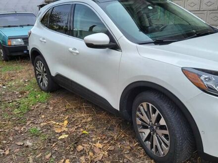 Белый Форд Эскейп, объемом двигателя 2.5 л и пробегом 135 тыс. км за 23000 $, фото 1 на Automoto.ua