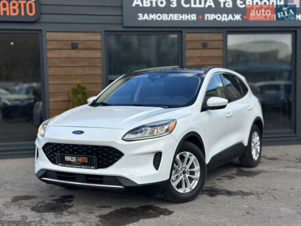 Белый Форд Эскейп, объемом двигателя 1.5 л и пробегом 110 тыс. км за 15999 $, фото 1 на Automoto.ua