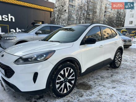 Білий Форд Ескейп, об'ємом двигуна 2.5 л та пробігом 103 тис. км за 18999 $, фото 1 на Automoto.ua