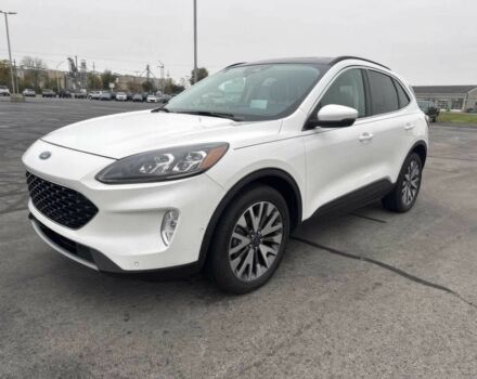 Білий Форд Ескейп, об'ємом двигуна 2 л та пробігом 40 тис. км за 3250 $, фото 1 на Automoto.ua