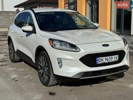 Білий Форд Ескейп, об'ємом двигуна 2 л та пробігом 97 тис. км за 17600 $, фото 1 на Automoto.ua