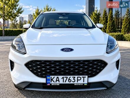 Белый Форд Эскейп, объемом двигателя 1.5 л и пробегом 93 тыс. км за 16500 $, фото 1 на Automoto.ua