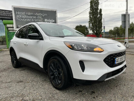 Форд Ескейп 2020 у Дніпро (Дніпропетровську) на Automoto.ua Білий Форд Ескейп, об'ємом двигуна 2.5 л та пробігом 53 тис. км за 31000 $, фото 1 на Automoto.ua