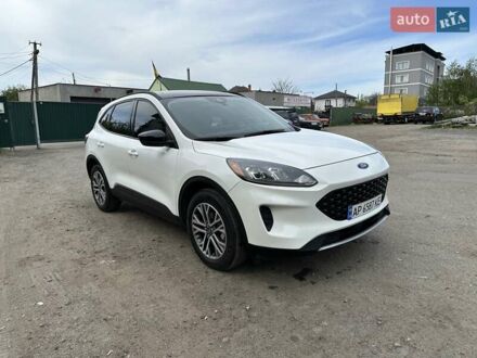 Форд Эскейп 2020 в Киеве на Automoto.ua Белый Форд Эскейп, объемом двигателя 2.5 л и пробегом 66 тыс. км за 21950 $, фото 1 на Automoto.ua