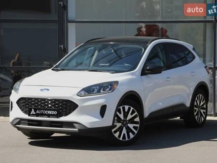 Форд Эскейп 2020 в Харькове на Automoto.ua Белый Форд Эскейп, объемом двигателя 2.49 л и пробегом 67 тыс. км за 24100 $, фото 1 на Automoto.ua