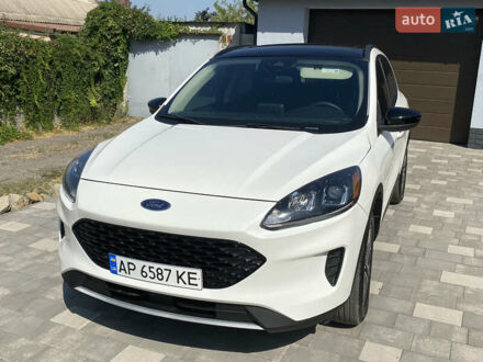 Форд Эскейп 2020 в Запорожье на Automoto.ua Белый Форд Эскейп, объемом двигателя 2.49 л и пробегом 59 тыс. км за 24500 $, фото 1 на Automoto.ua