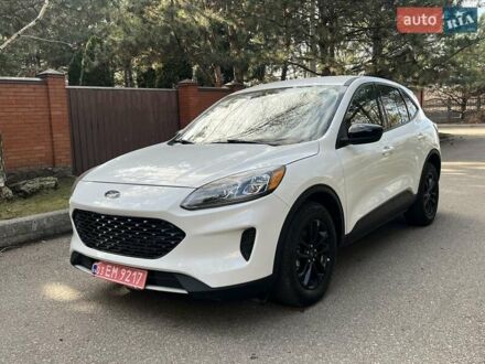 Форд Эскейп 2020 в Днепре (Днепропетровске) на Automoto.ua Белый Форд Эскейп, объемом двигателя 0 л и пробегом 90 тыс. км за 18500 $, фото 1 на Automoto.ua