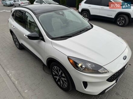 Форд Эскейп 2020 в Тернополе на Automoto.ua Белый Форд Эскейп, объемом двигателя 2.5 л и пробегом 76 тыс. км за 22900 $, фото 1 на Automoto.ua