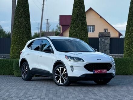 Білий Форд Ескейп, об'ємом двигуна 2 л та пробігом 97 тис. км за 16900 $, фото 1 на Automoto.ua
