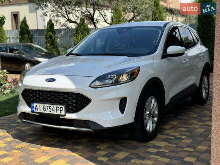 Белый Форд Эскейп, объемом двигателя 1.5 л и пробегом 56 тыс. км за 15000 $, фото 1 на Automoto.ua