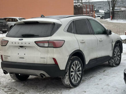Белый Форд Эскейп, объемом двигателя 2 л и пробегом 92 тыс. км за 13900 $, фото 1 на Automoto.ua