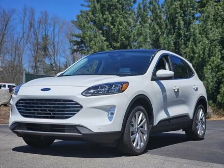 Форд Ескейп 2022 у Львові на Automoto.ua Білий Форд Ескейп, об'ємом двигуна 2 л та пробігом 34 тис. км за 11200 $, фото 1 на Automoto.ua