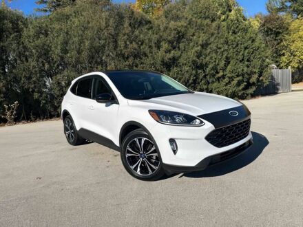 Білий Форд Ескейп, об'ємом двигуна 2 л та пробігом 28 тис. км за 9000 $, фото 1 на Automoto.ua