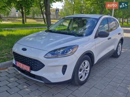 Белый Форд Эскейп, объемом двигателя 1.5 л и пробегом 110 тыс. км за 15400 $, фото 1 на Automoto.ua