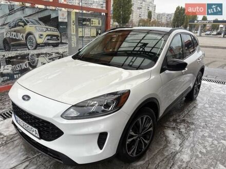 Белый Форд Эскейп, объемом двигателя 2.5 л и пробегом 69 тыс. км за 27000 $, фото 1 на Automoto.ua