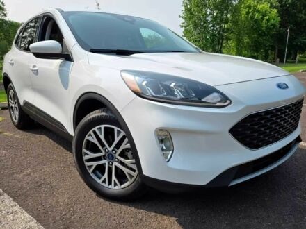 Білий Форд Ескейп, об'ємом двигуна 2 л та пробігом 24 тис. км за 16200 $, фото 1 на Automoto.ua