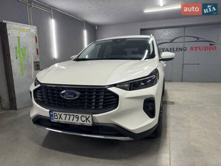 Форд Эскейп 2023 в Полонном на Automoto.ua Белый Форд Эскейп, объемом двигателя 0 л и пробегом 10 тыс. км за 27900 $, фото 1 на Automoto.ua